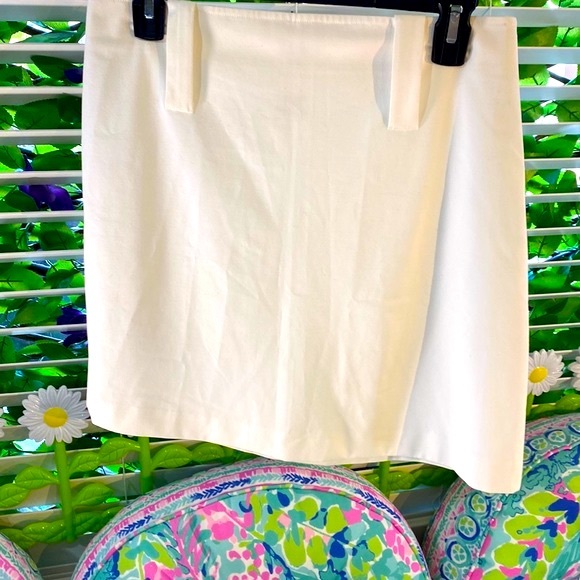 Cache’ white skirt - Picture 1 of 3